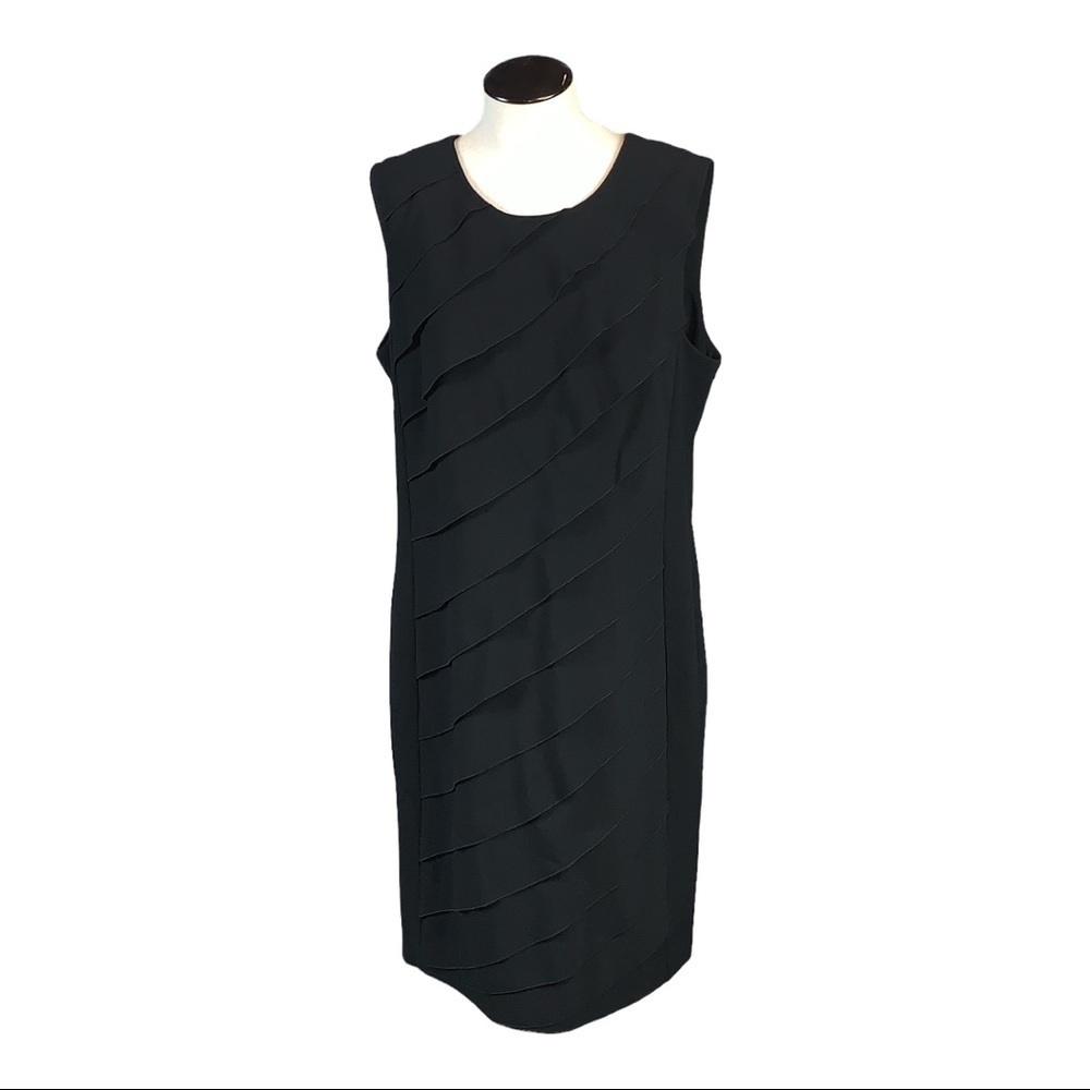 Calvin Klein womens dress size 10 black ruffles knee length sleeveless ruffles